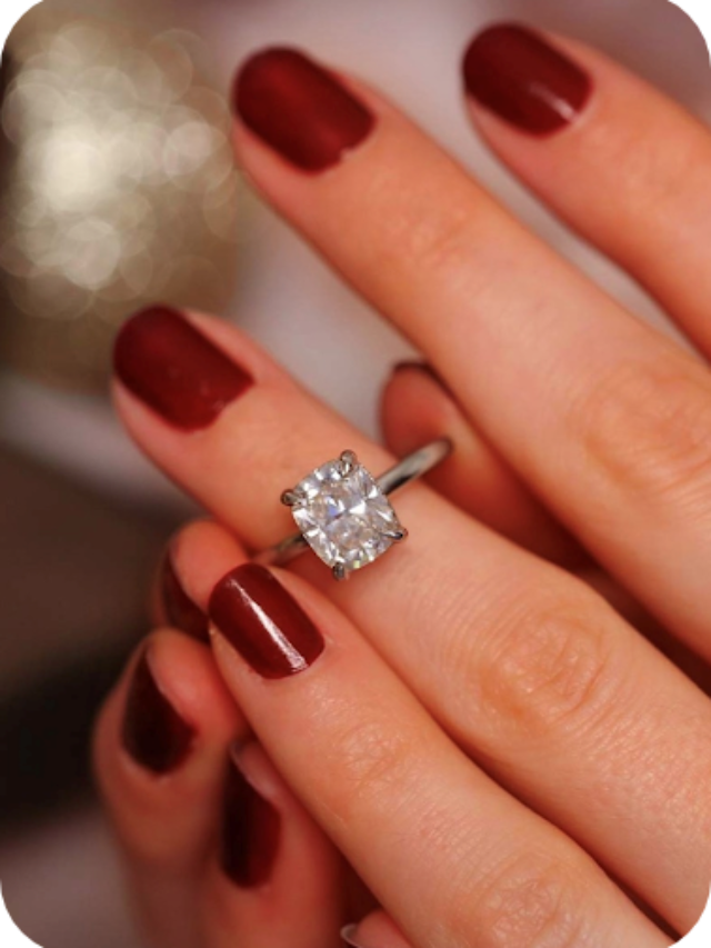 cropped-engagement_ring1-modified.png